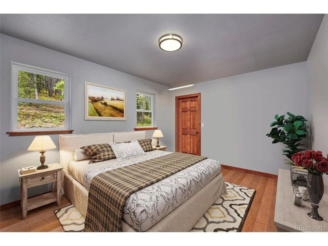 Photo of 70 Collins Way