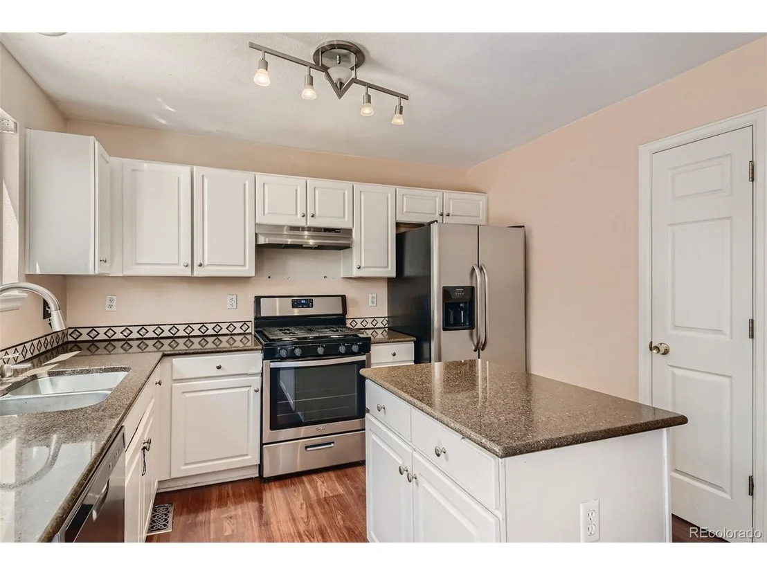 Photo of 584 Briggs Pl
