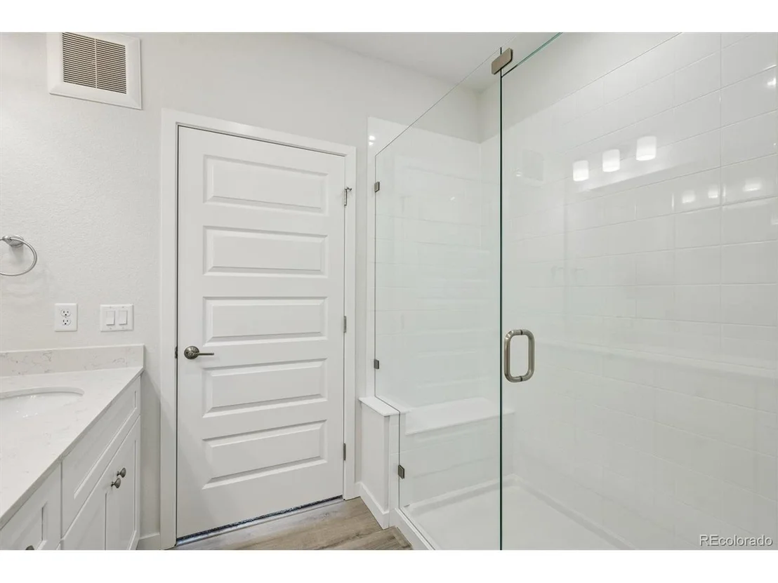 Photo of Unit 305 at 483 Interlocken Blvd