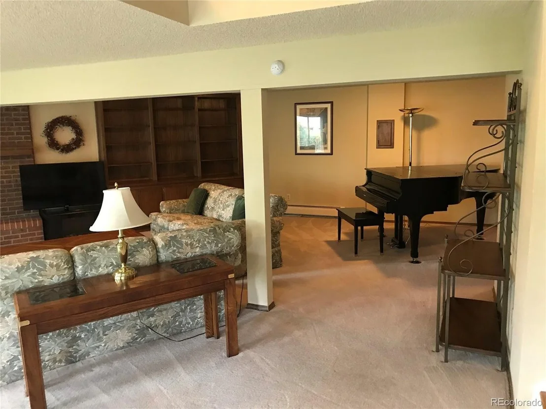 Photo of 6751 Urban Cir