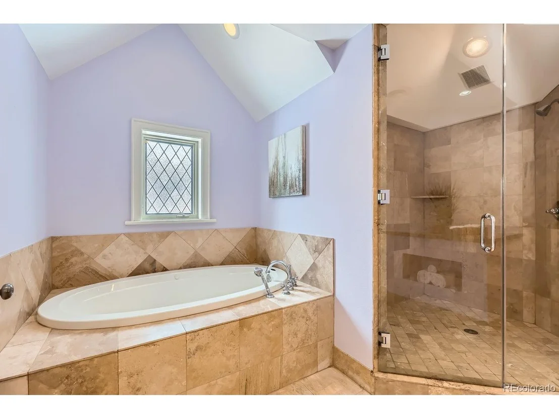 Photo of 1650 Locust St