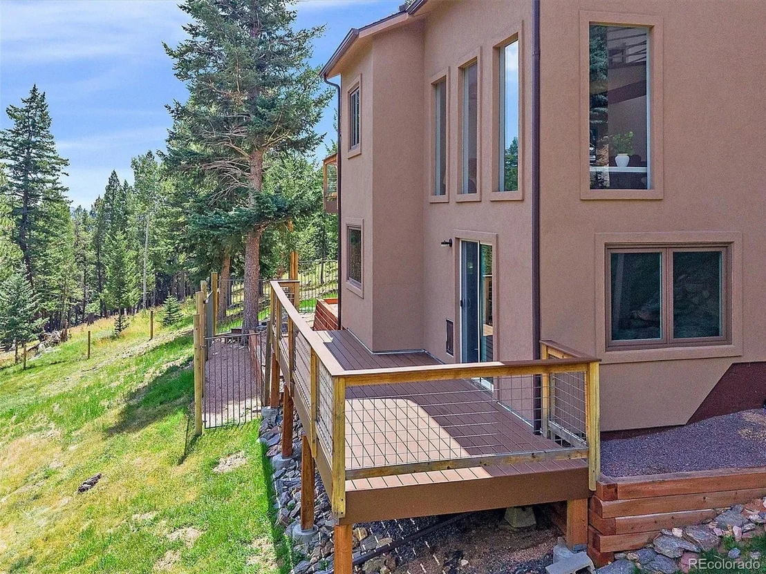 Photo of 254 Juniper Ln