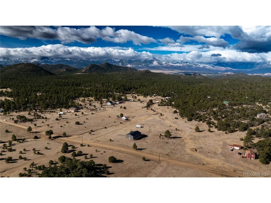 Photo of 639 15th Trl