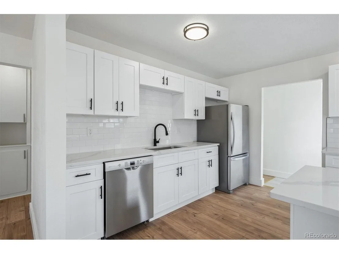 Photo of 936 Meade