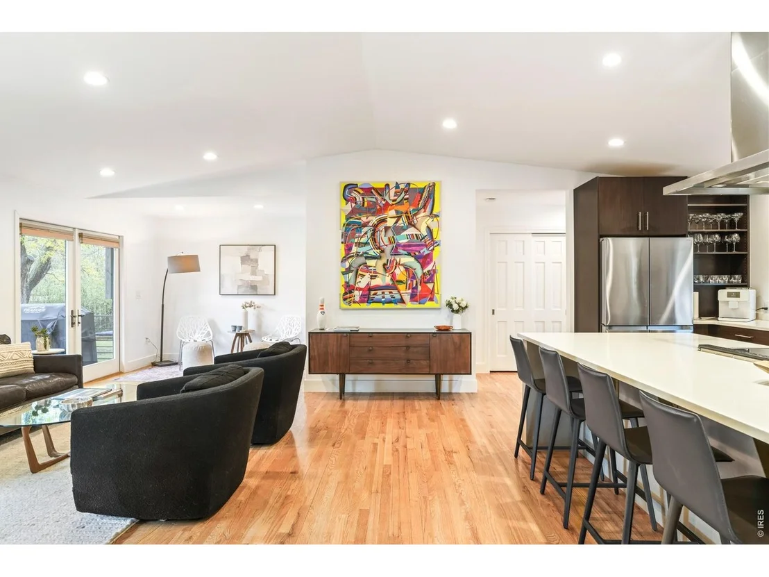 Photo of 200 Mohawk Dr