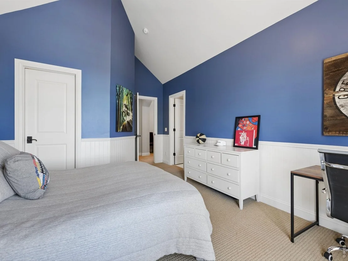 Photo of 15478 Mountain View Cir