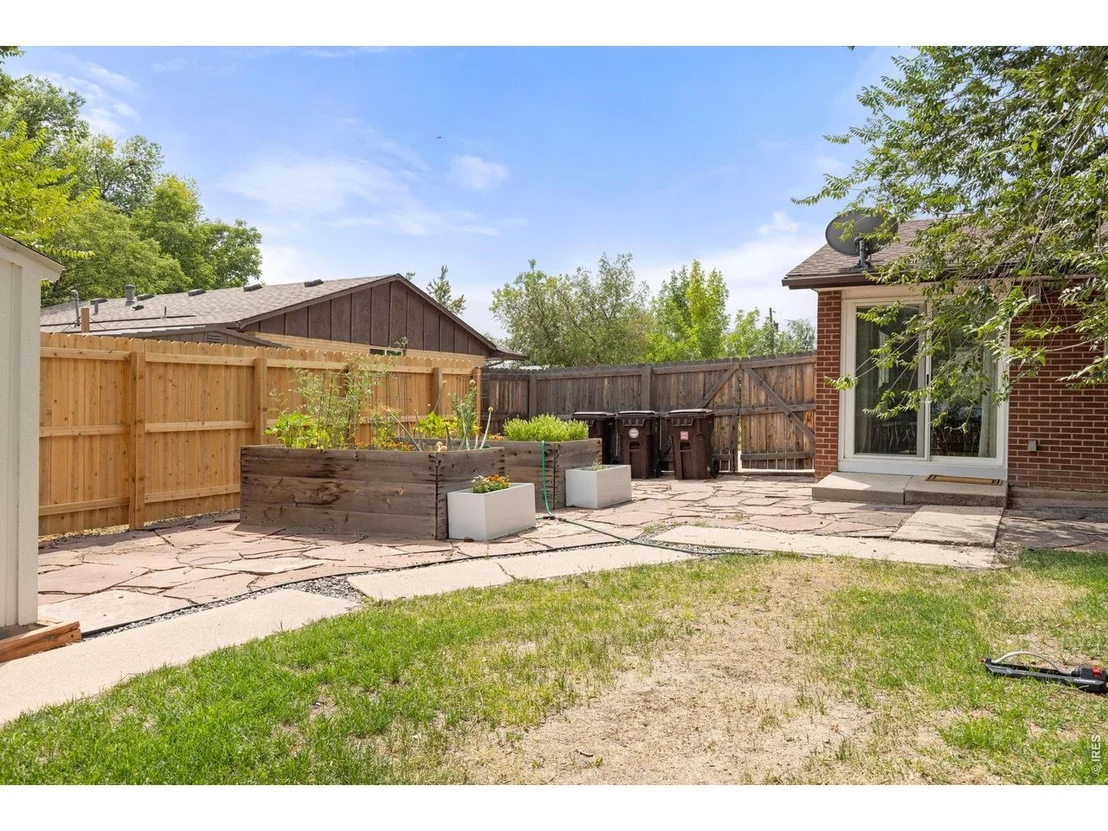 Photo of 3125 Denton Ave