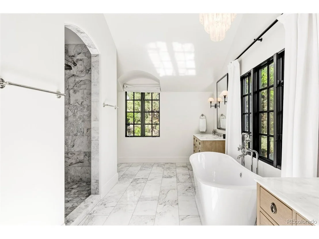 Photo of 4 Foxtail Cir