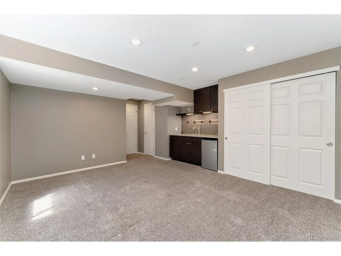 Photo of 12814 Forest Cir