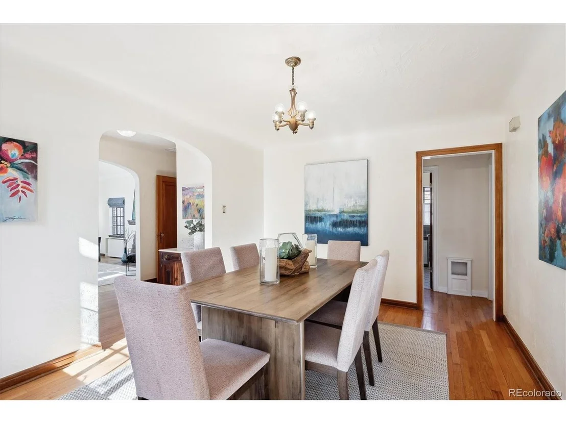 Photo of 2222 Locust St