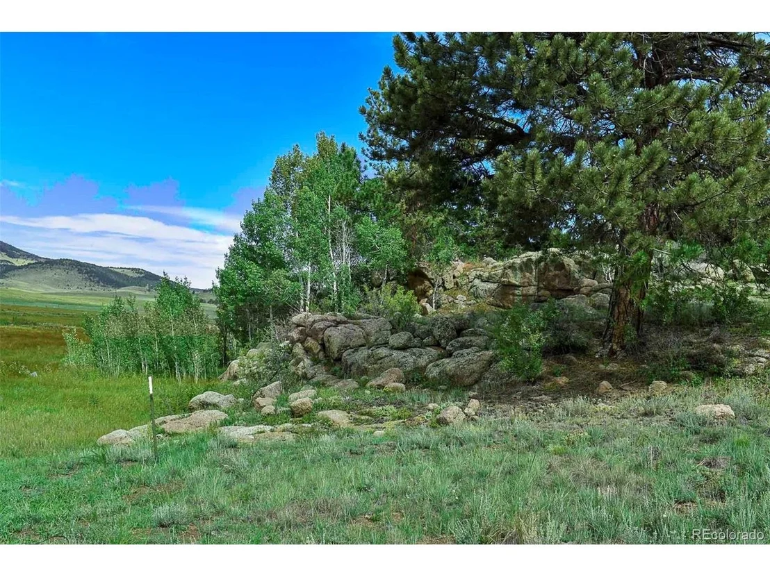 Photo of 32 Peak Dr