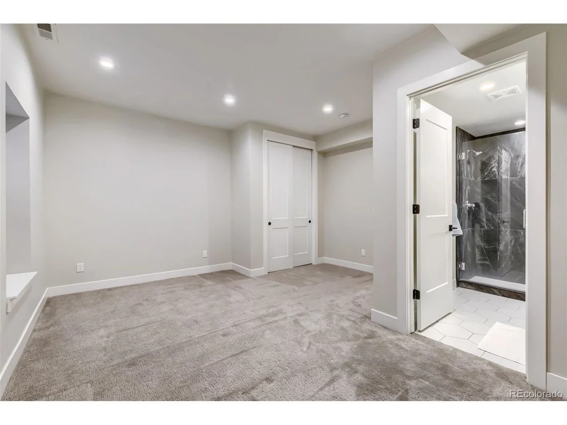 Photo of 3246 N Speer Blvd