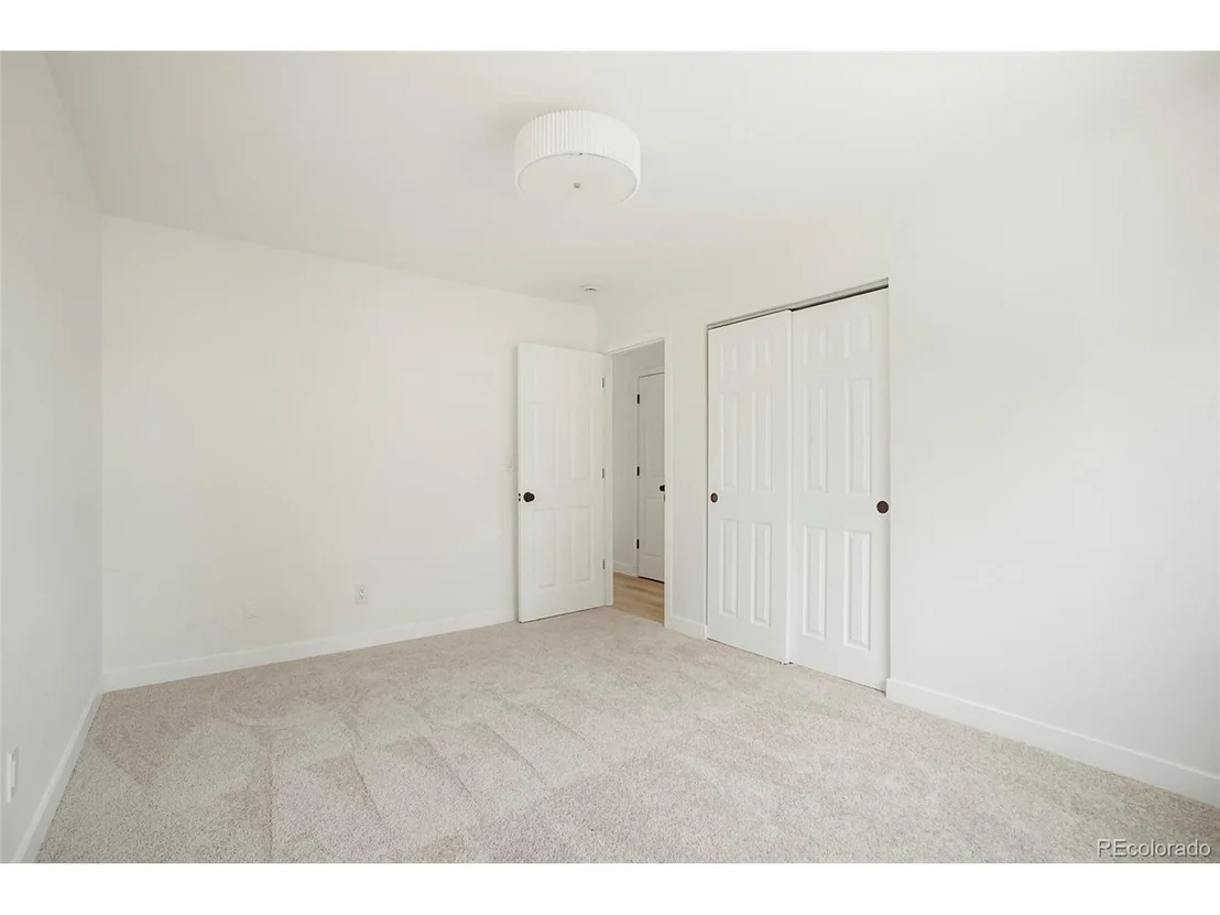 Photo of 2216 Apple Ave
