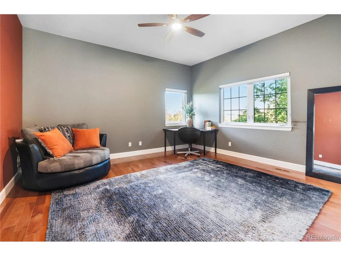 Photo of 7723 Devinney Ct