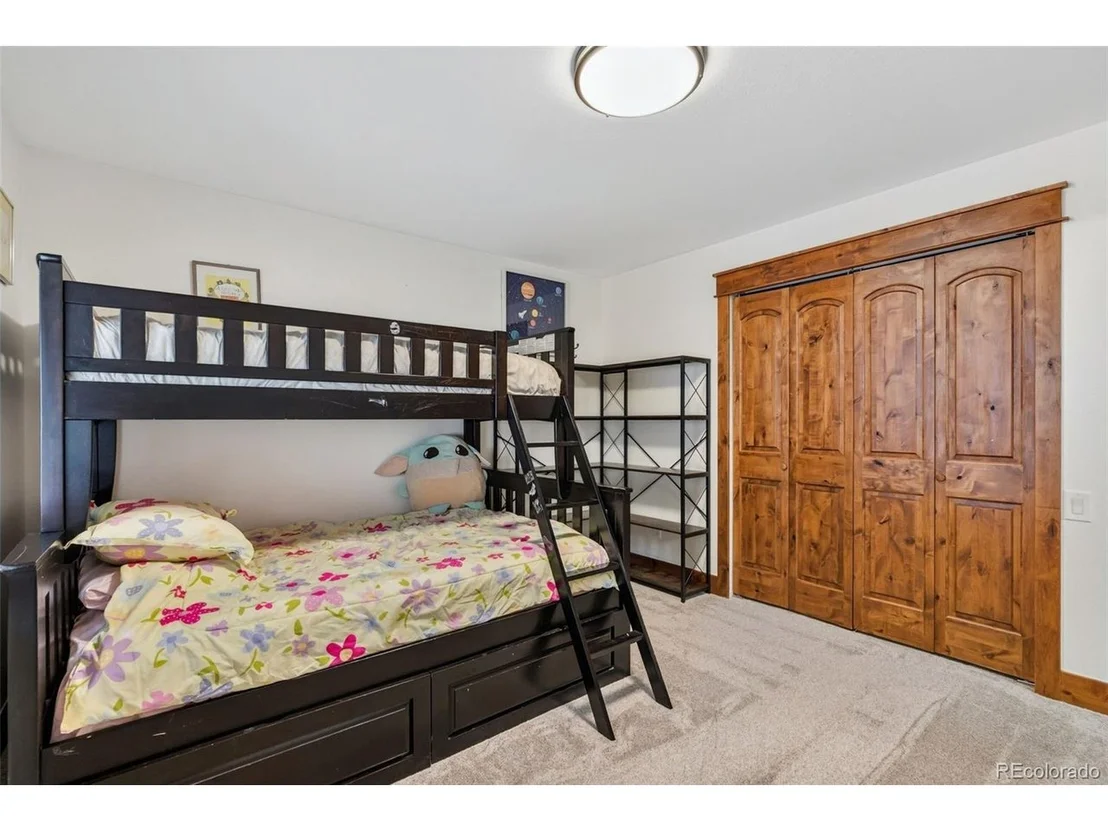 Photo of 54 Lakeview Dr