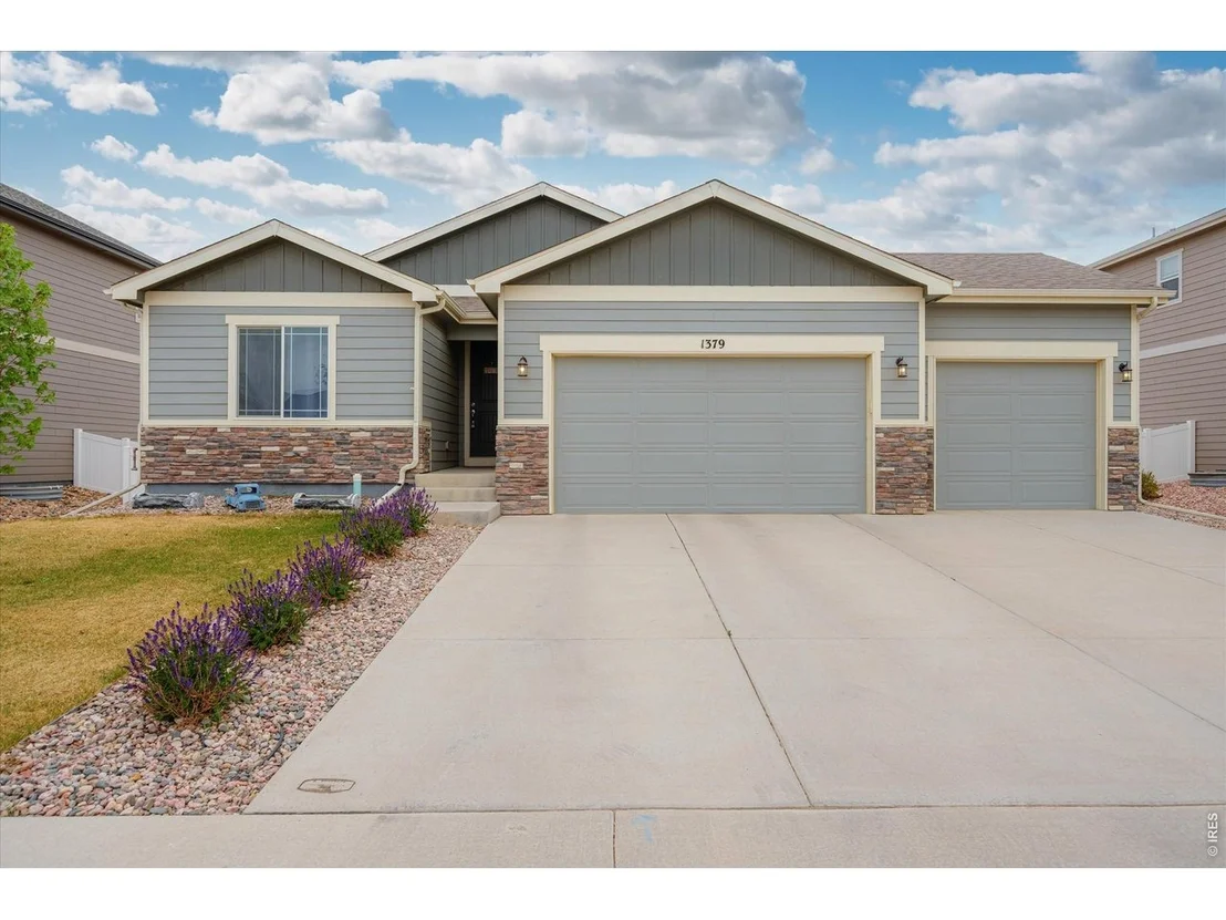 Photo of 1379 Cimarron Cir