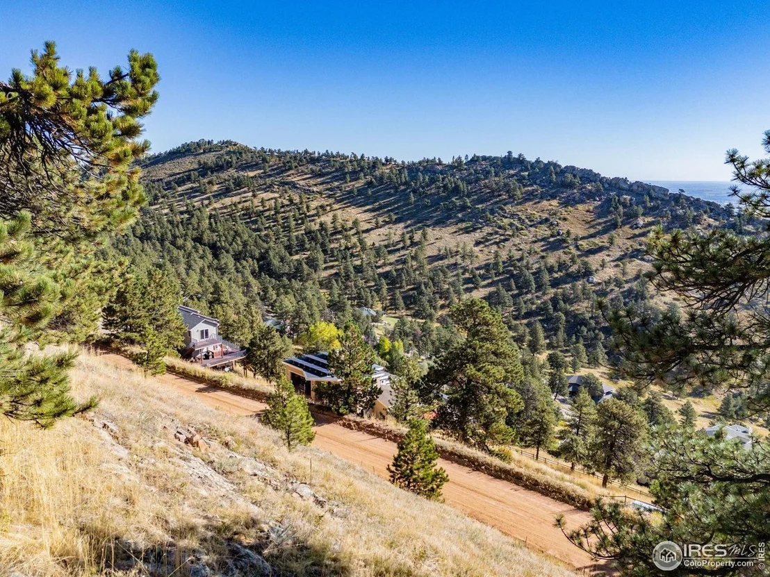 Photo of 6109 Red Hill Rd