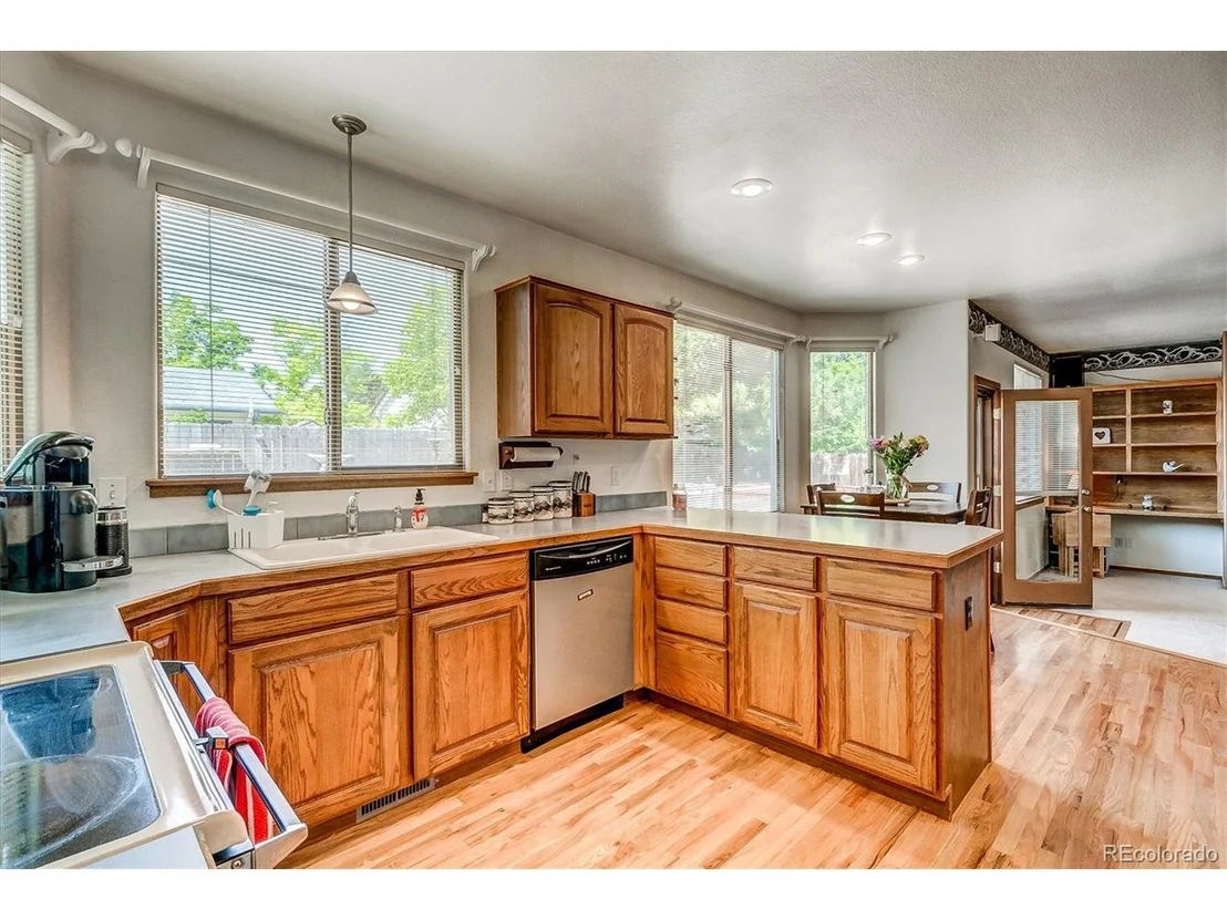 Photo of 1933 Sunlight Dr