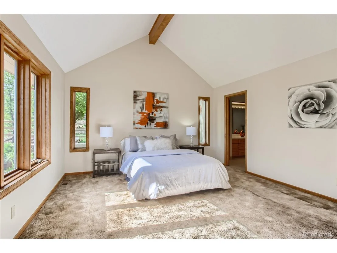 Photo of 5568 Willow Springs Dr
