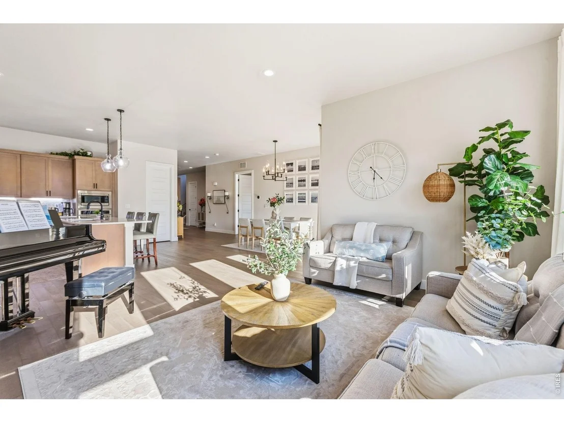 Photo of 1724 Barefoot Dr