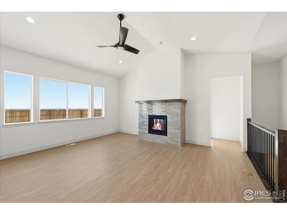 Photo of 823 Clydesdale Dr
