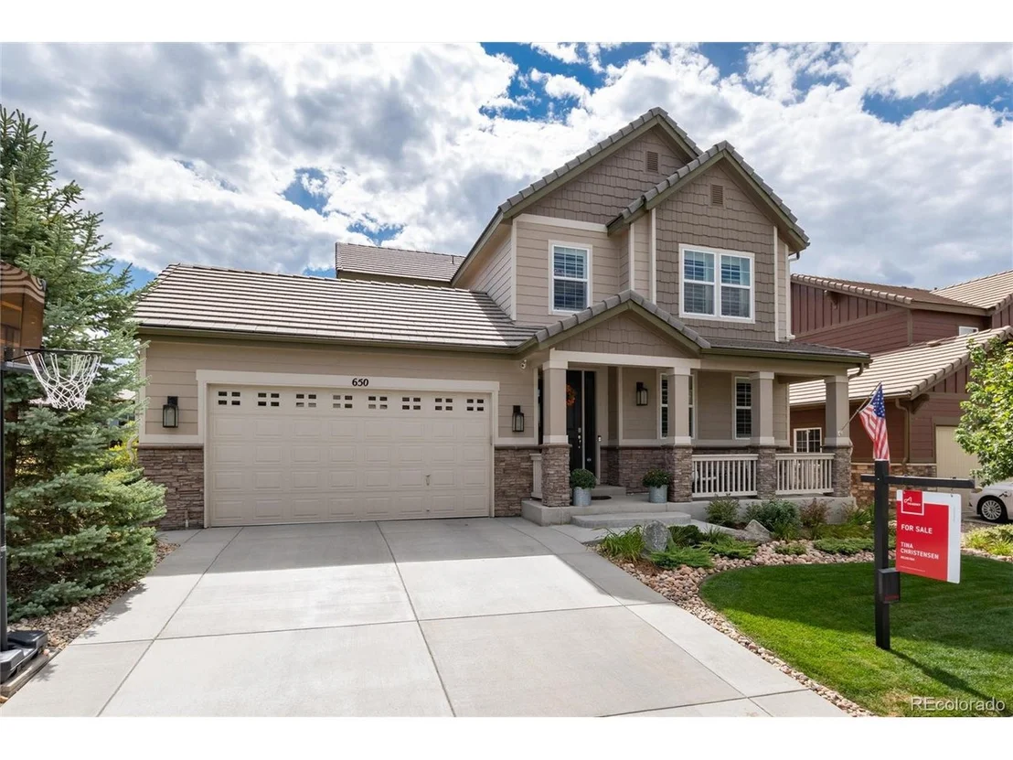 Photo of 650 Meadowleaf Ln