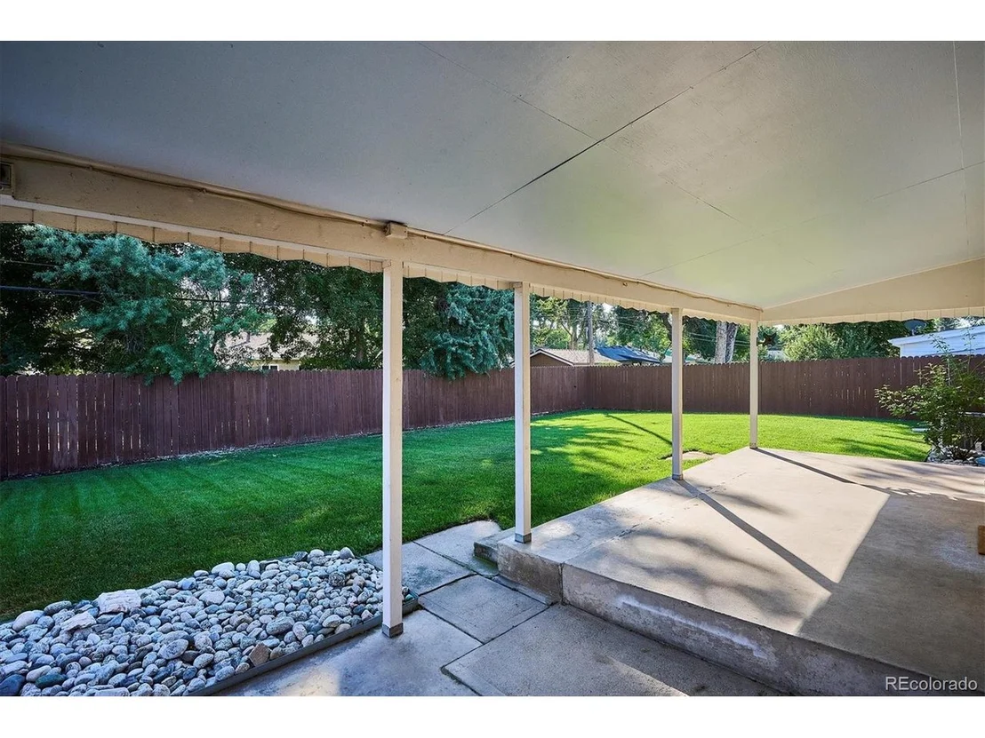 Photo of 6095 Johnson Way