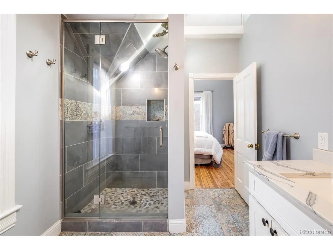 Photo of 3349 Bryant St