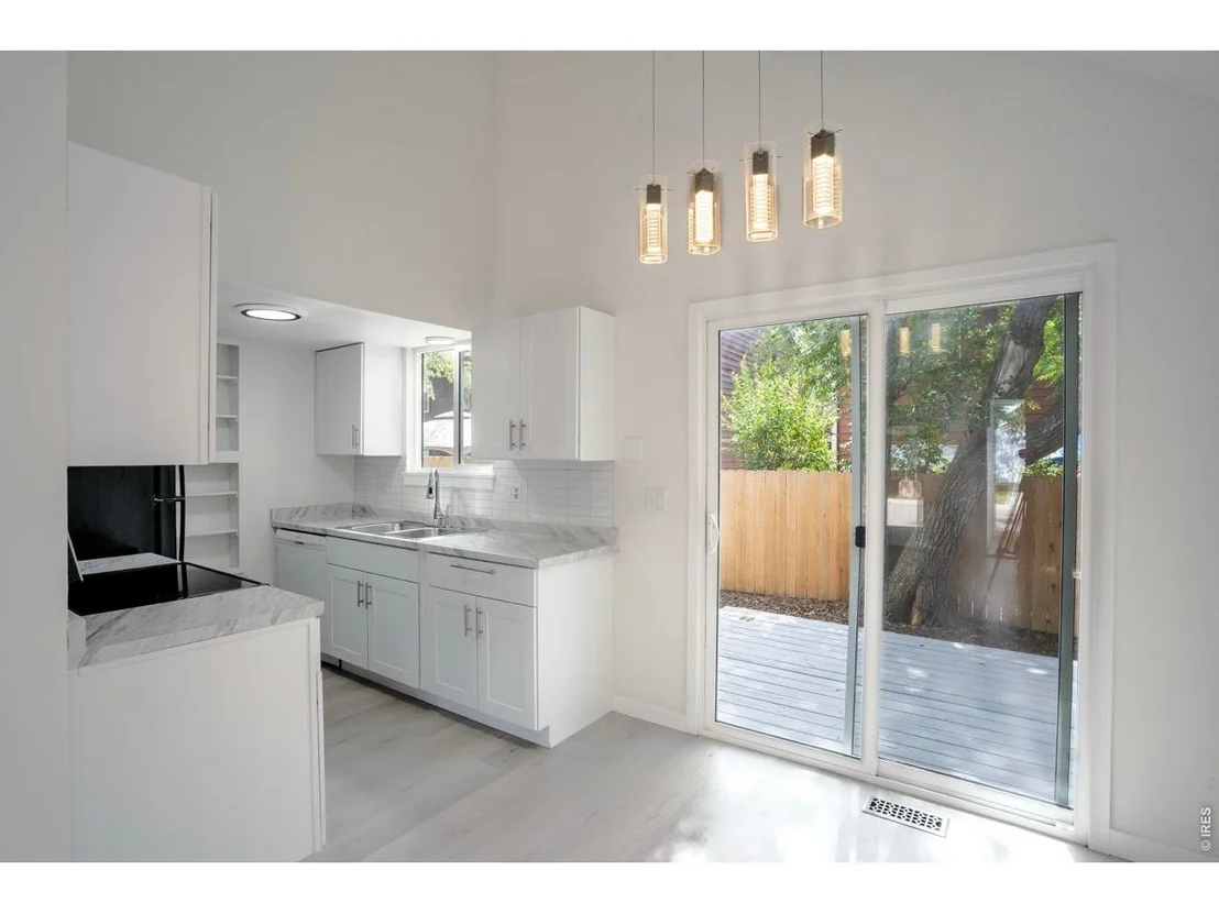 Photo of 1009 Townley Cir