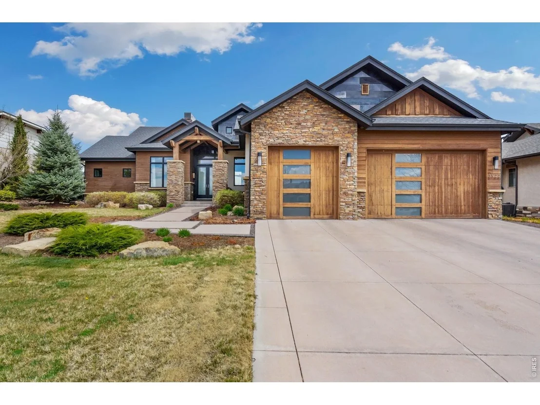 Photo of 3922 Ridgeline Dr