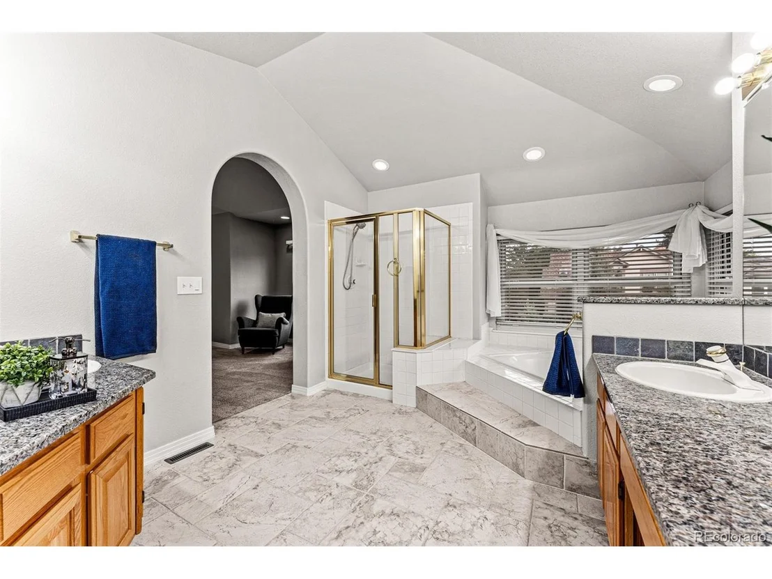 Photo of 7943 Chaparral Rd
