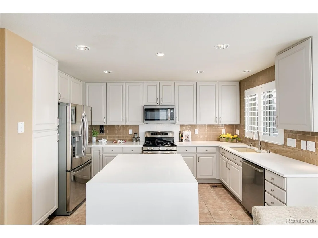 Photo of 10039 Blackbird Cir