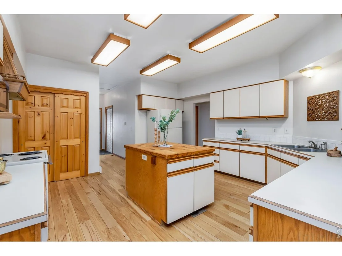 Photo of 400 Gait Cir