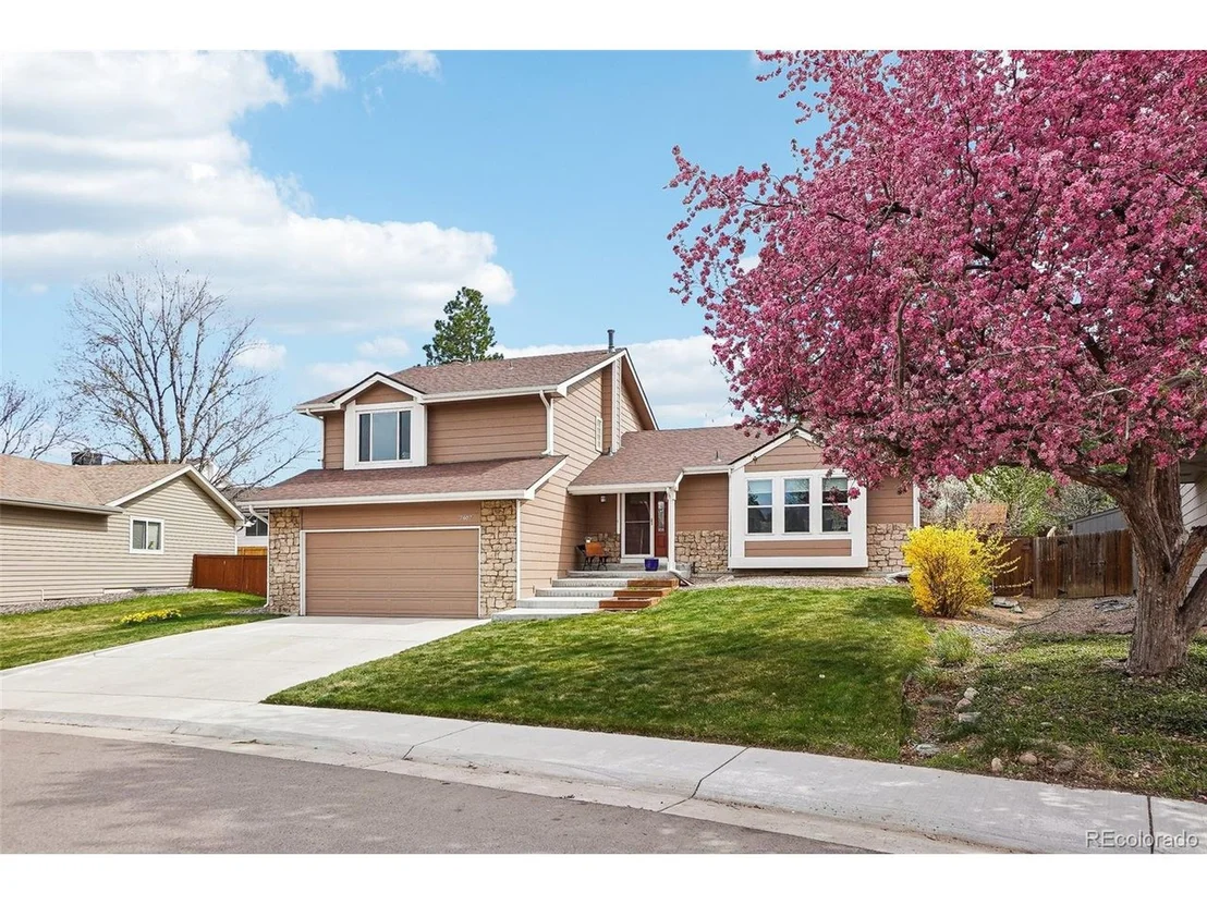 Photo of 7407 E Long Cir