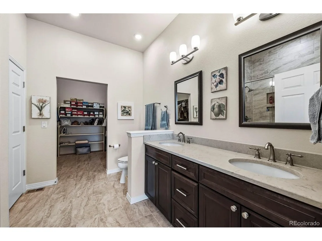 Photo of 1240 Lanterns Ln