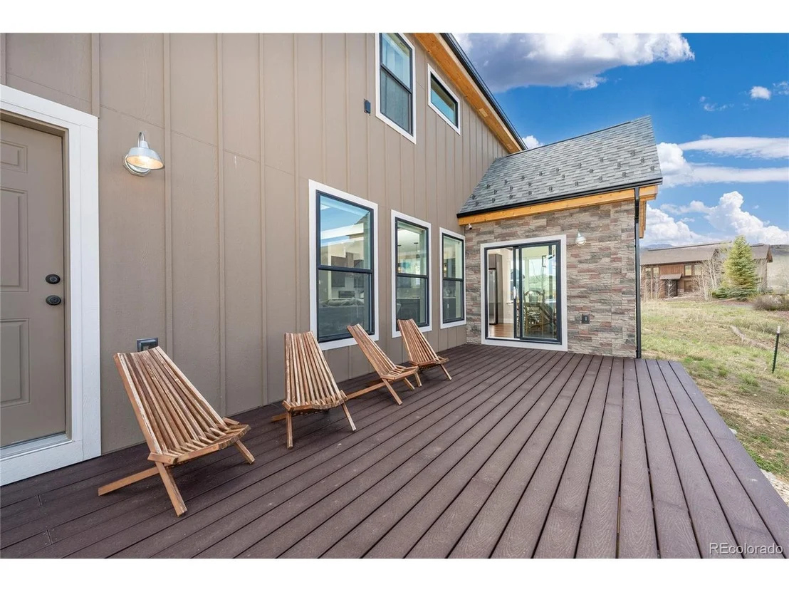 Photo of 719 Saddle Ridge Cir