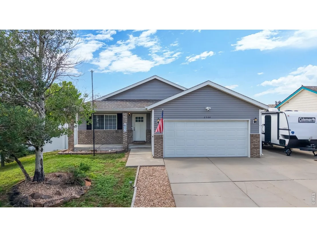 Photo of 2500 Water Front St