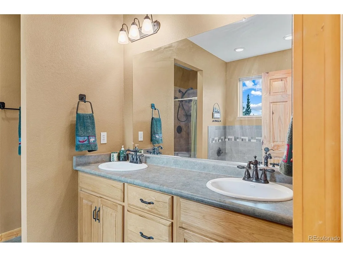 Photo of 1224 Circle 73