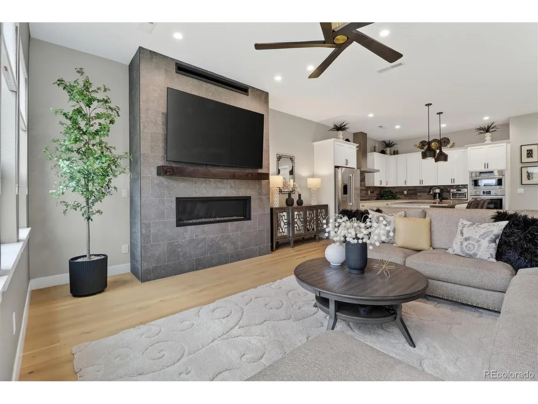 Photo of 1751 Barefoot Dr