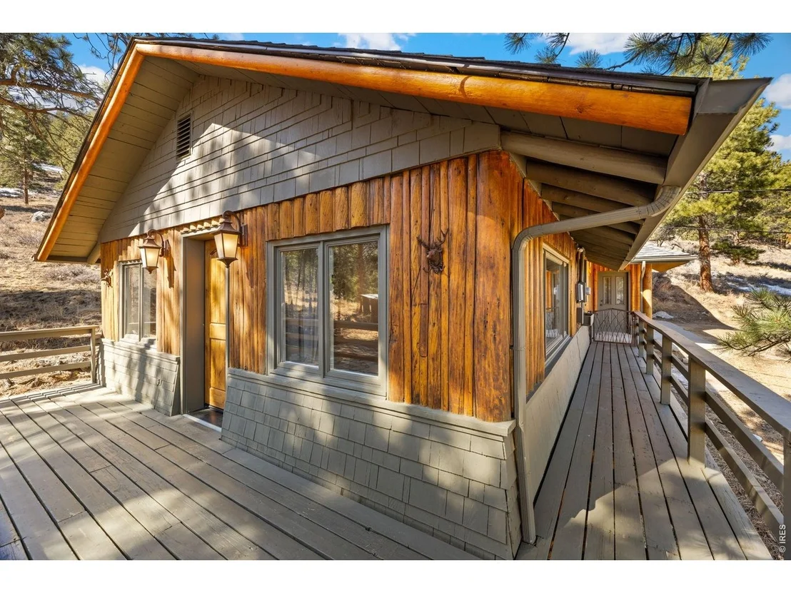 Photo of 2340 Eagle Cliff Rd