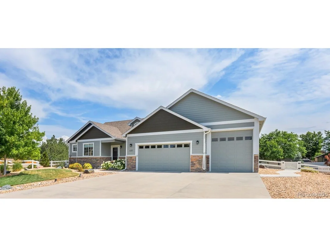 Photo of 401 Cascade Ct