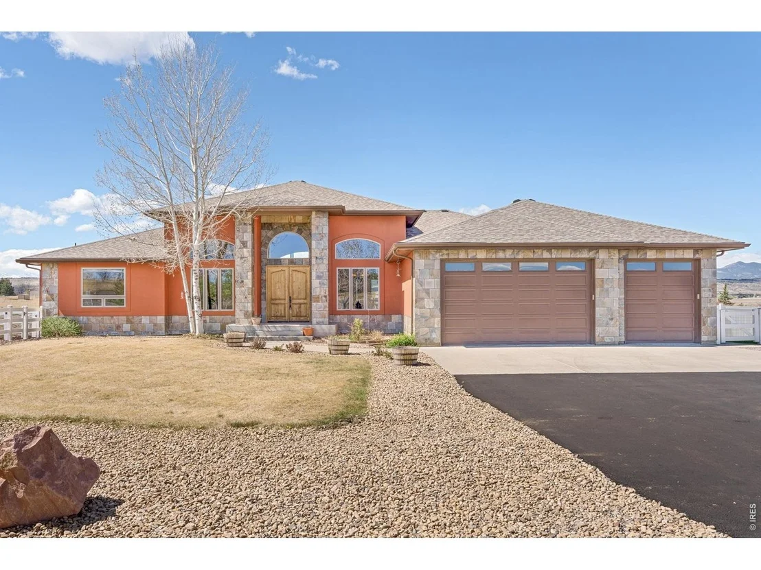 Photo of 3032 Center Ridge Dr
