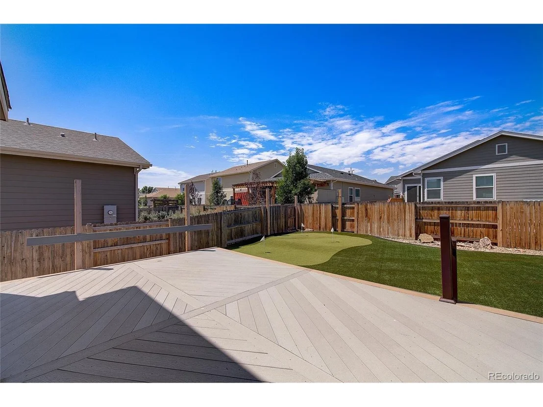 Photo of 9565 Dexter Ln