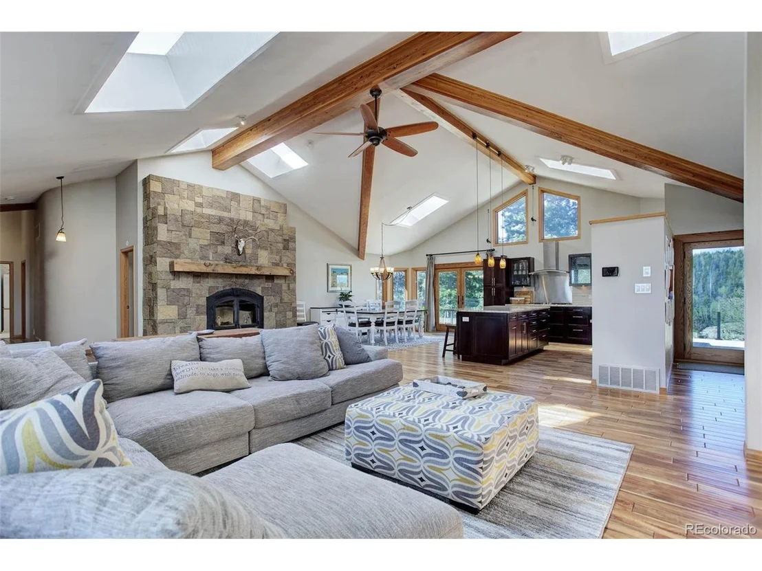 Photo of 26775 Light Ln