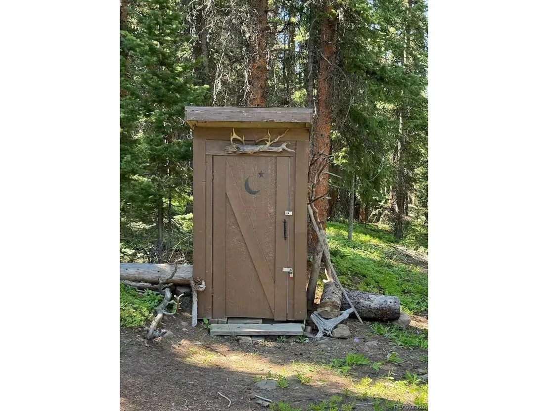 Photo of 215 Bum Dr