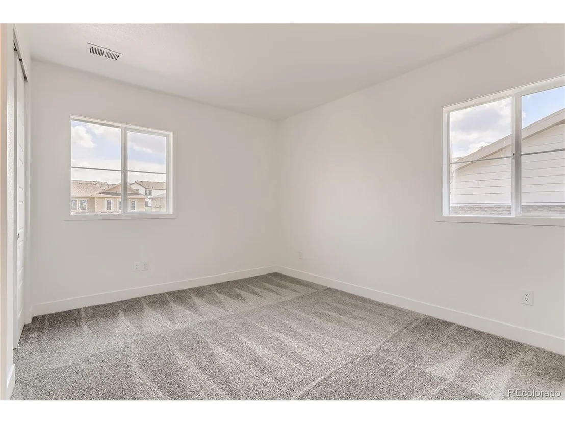 Photo of 2549 Wesley Ln