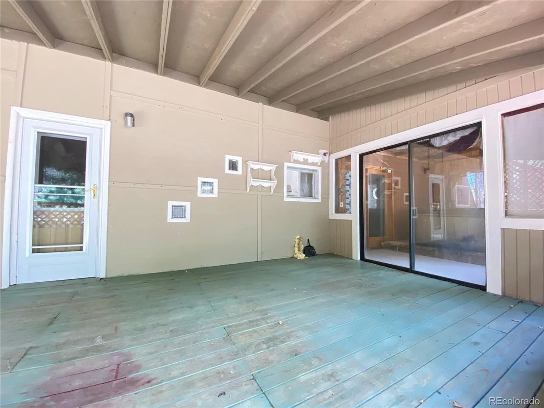 Photo of 1222 Valley View Dr