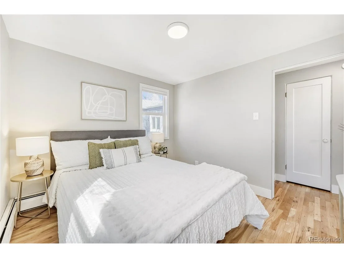 Photo of 6865 W 55th Pl