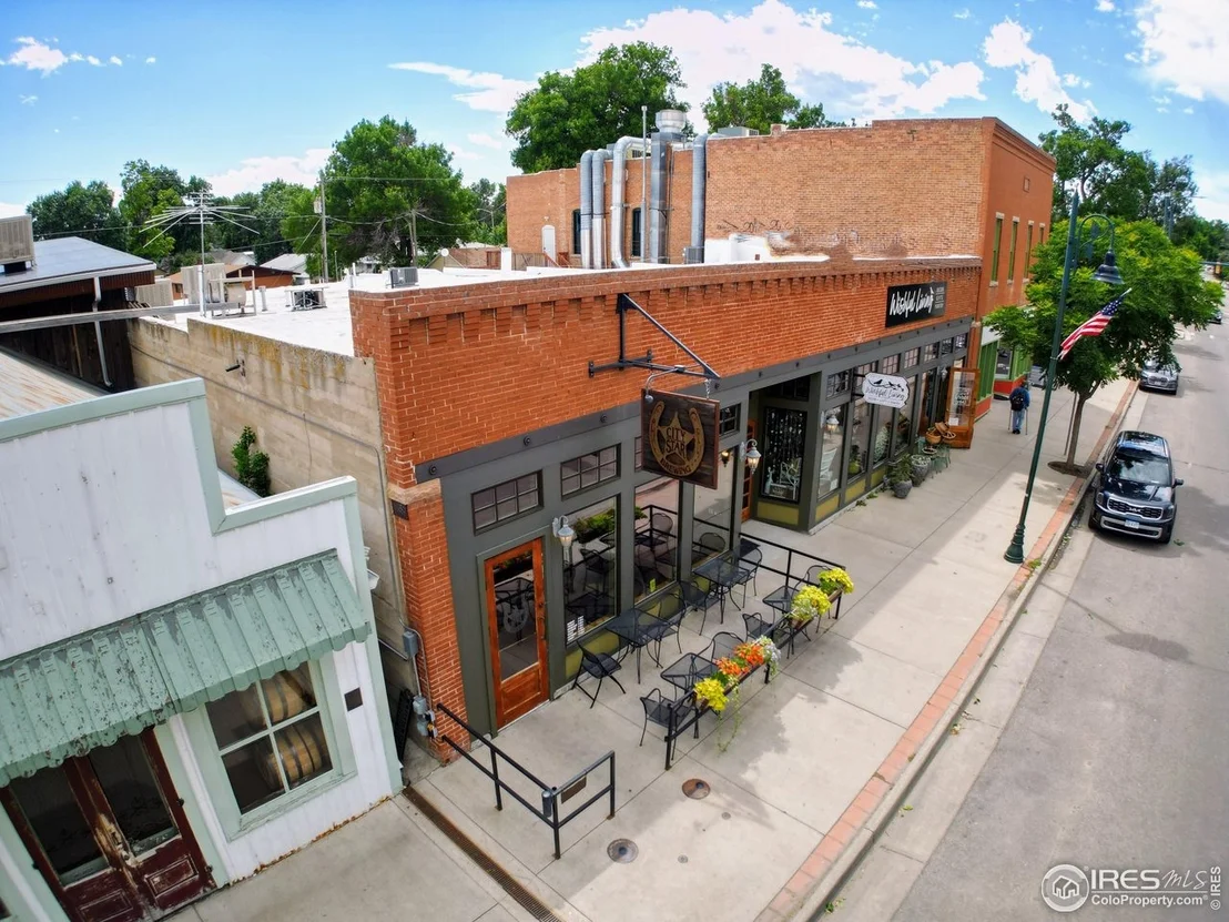 Photo of 901 Welch Ave