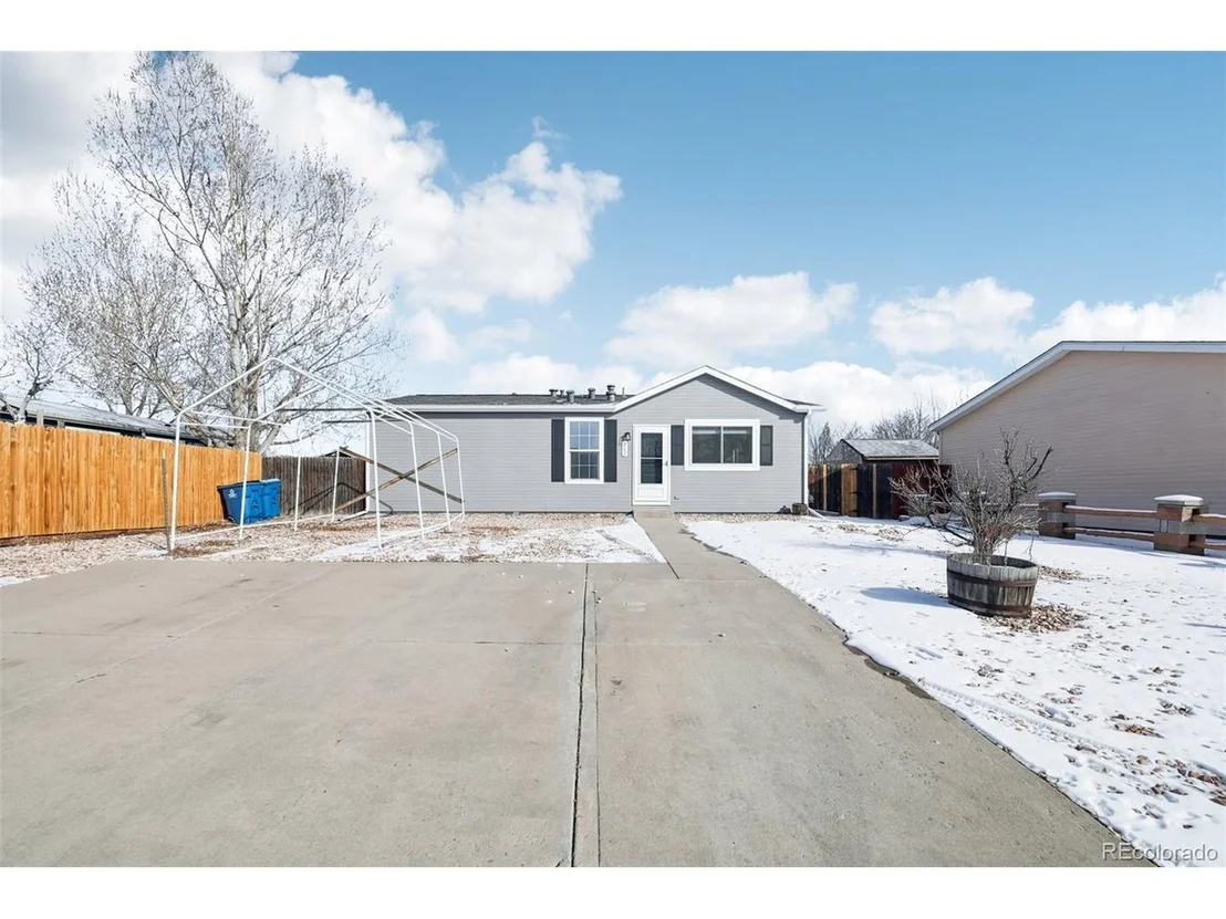 Photo of 262 Apache Pl